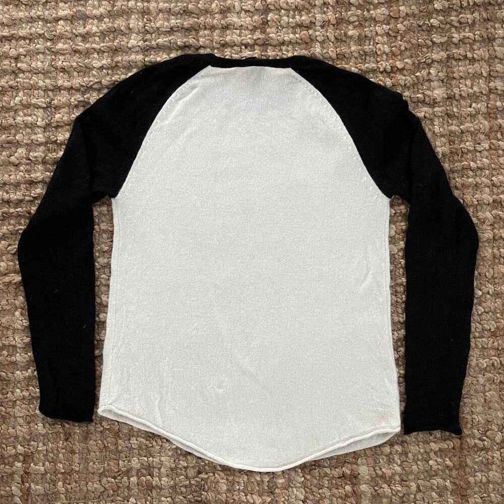AQUA Women’s 100% Cashmere Sweater M Rhinestone Skull Raglan Black Ivory - Picture 2 of 8